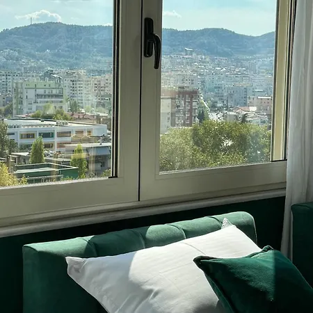 Urban Serenity City Skyline Premium - Blloku Tirana Exterior photo