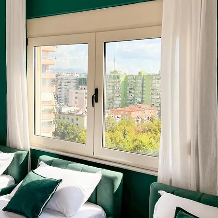 Urban Serenity City Skyline Premium - Blloku Tirana Exterior photo