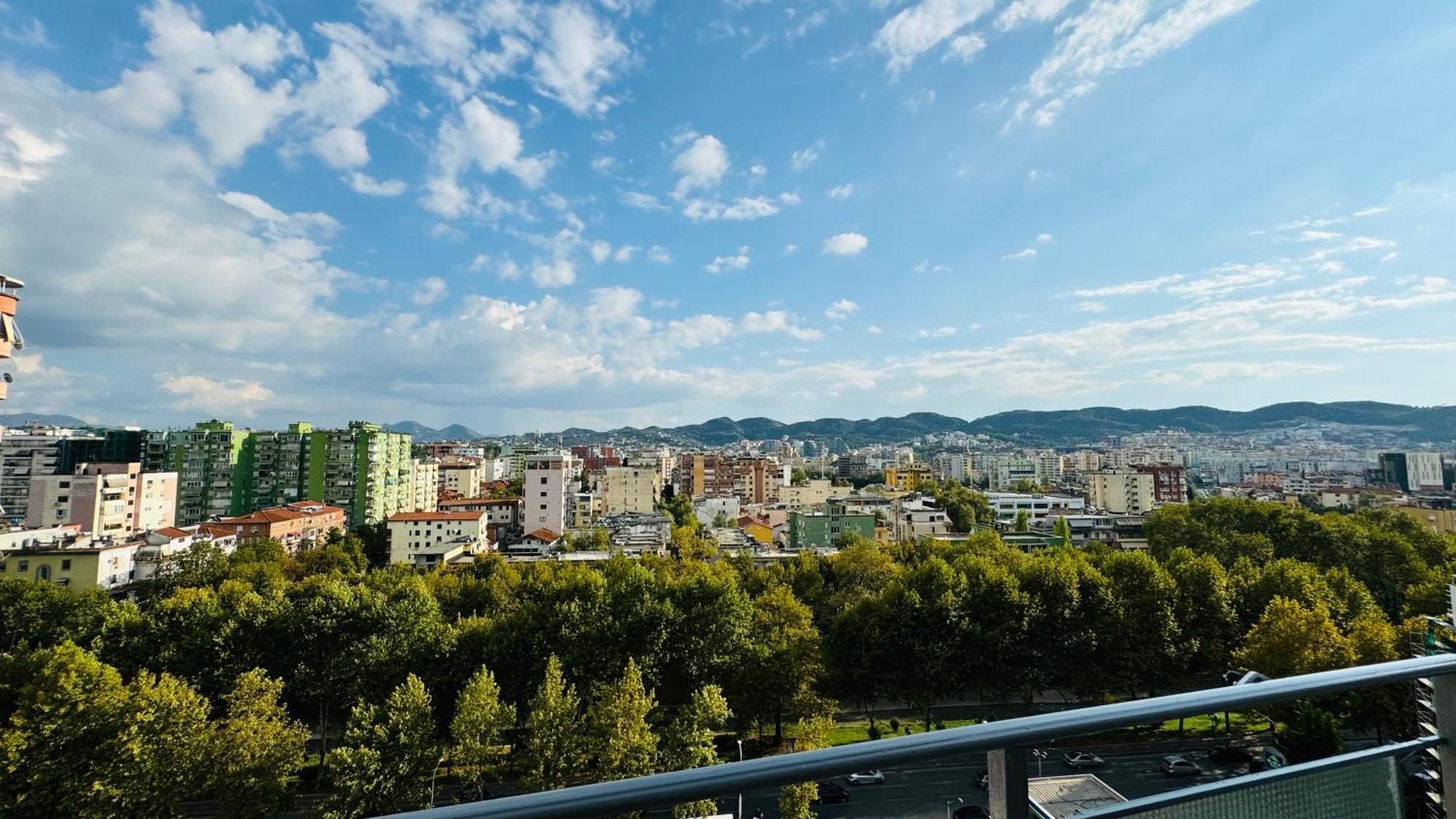 Apartment Urban Serenity Skyline Premium - Blloku