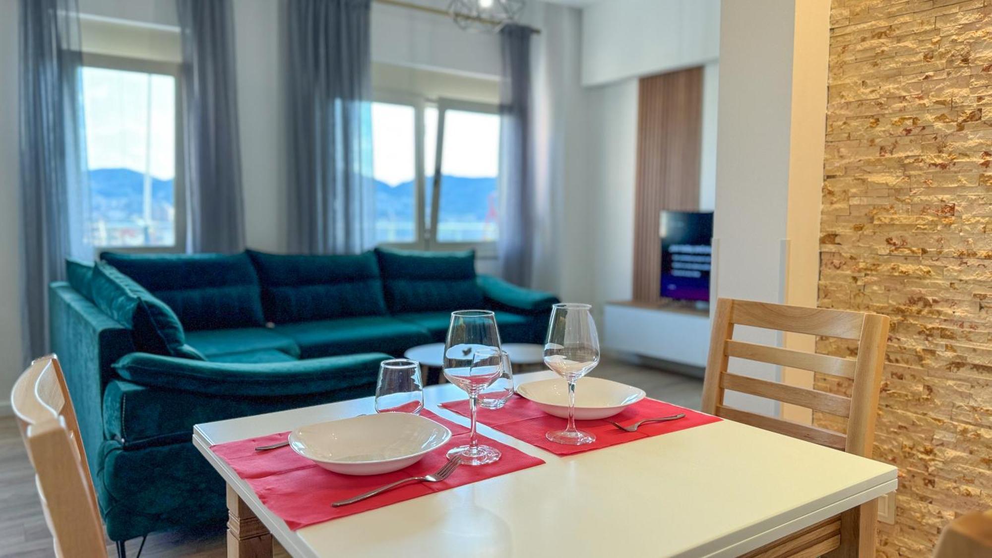 Urban Serenity Skyline Premium - Blloku Apartment *